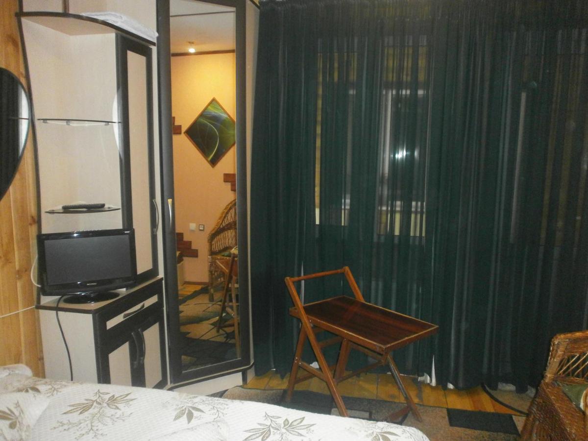 Kitech Guest House Odesa Exterior photo